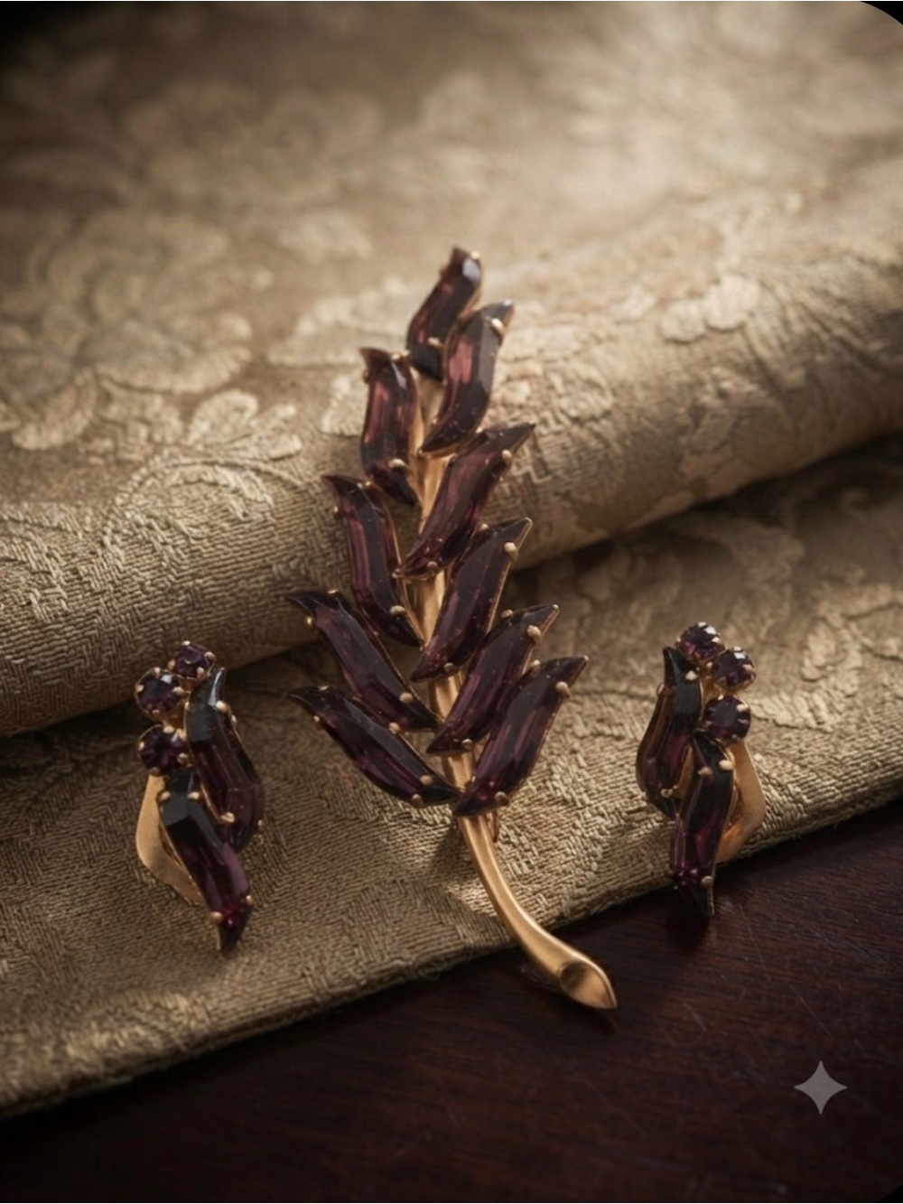 Austrian Crystal Pin and Earrings (1950s) Set Designer ? - Picture 8 of 10